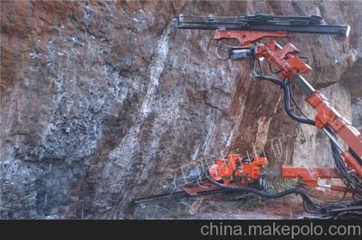 江西拓山礦機(jī) DT2-35履帶雙臂全液壓掘進(jìn)鑿巖臺車——礦山高效掘進(jìn)的強(qiáng)力伙伴